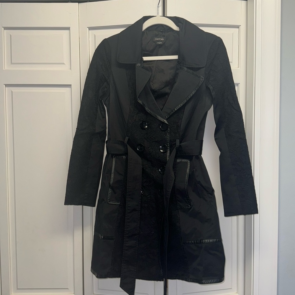 Bebe trench coat with lace size xs
